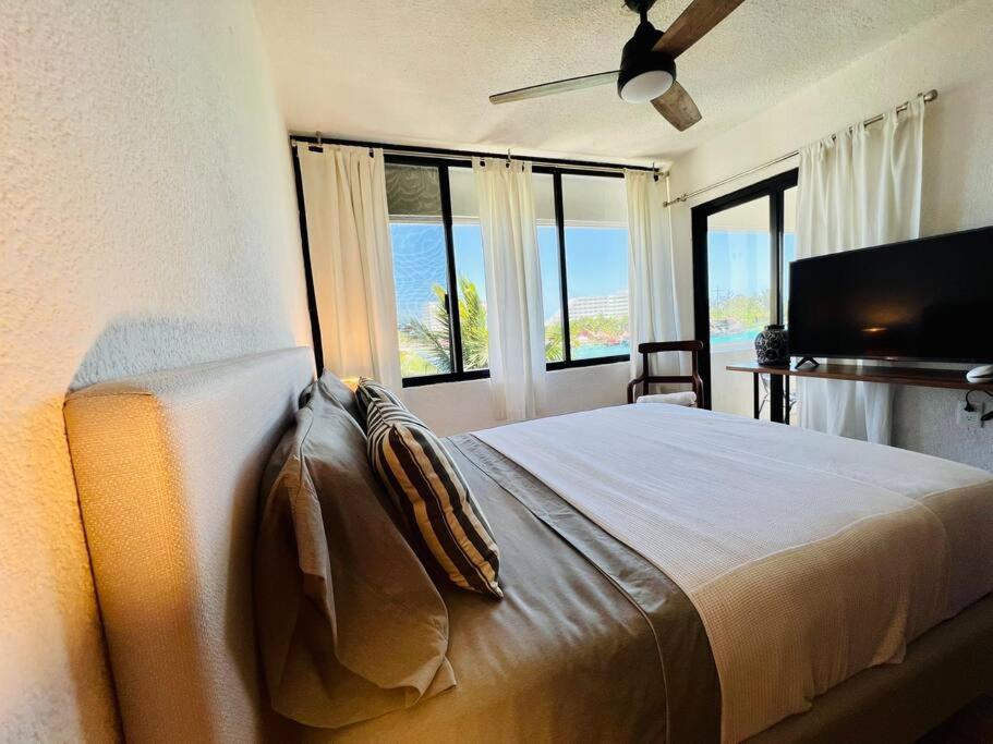 Апартаменты Amazing Ocean Front. 418 Канкун Экстерьер фото